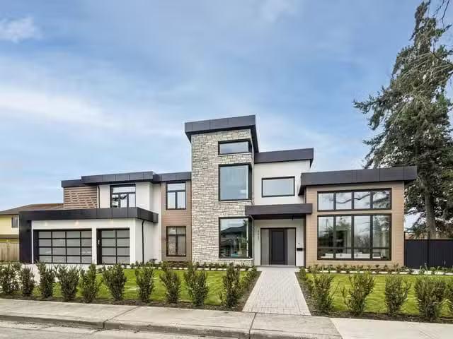 House for sale in Richmond, Richmond, 4420 Stonecrop Avenue, 2.