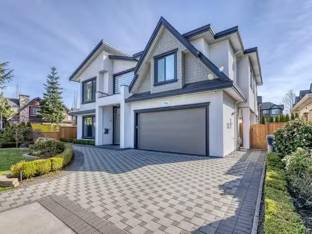 House for sale in Richmond, Richmond, 7102 Bridge Street, 2631.