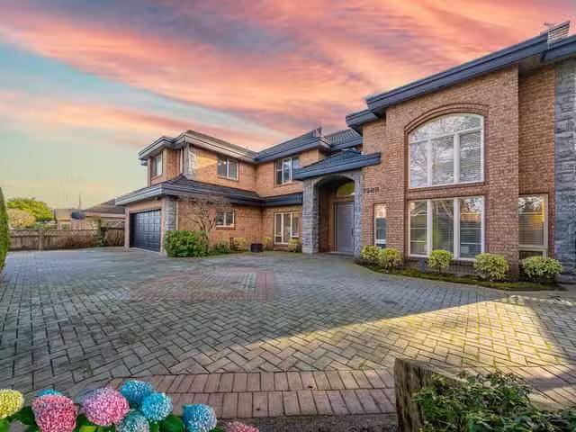 House for sale in Richmond, Richmond, 7200 Belair Drive, 26314.