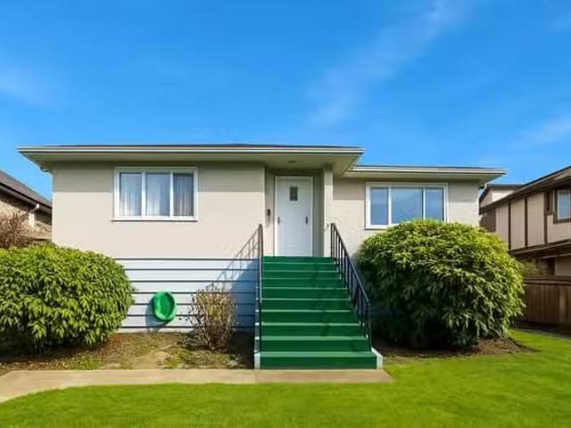 House for sale in Richmond, Richmond, 7600 Acheson Road, 26309.