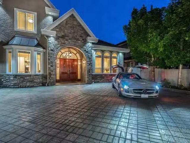 House for sale in Richmond, Richmond, 8120 Pigott Road, 263092.