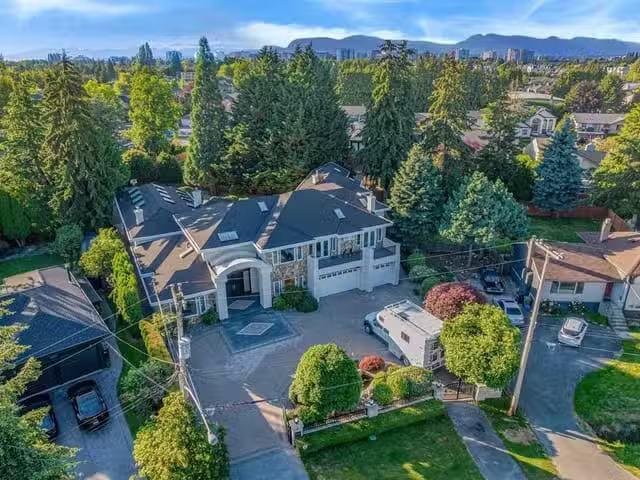 House for sale in Richmond, Richmond, 8231 Bowbird Road, 26312.