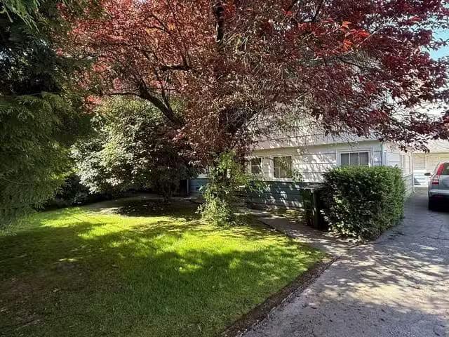 House for sale in Richmond, Richmond, 8251 Leslie Road, 263140.