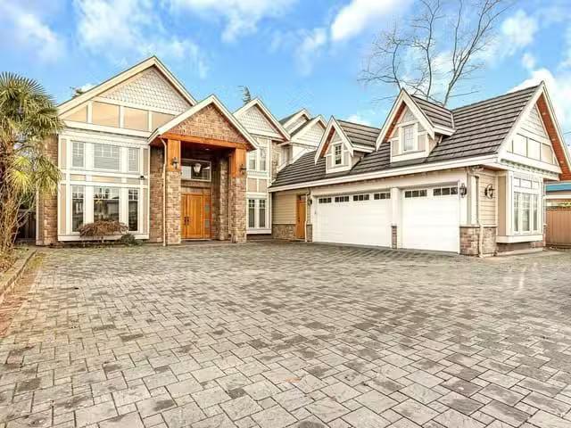 House for sale in Richmond, Richmond, 8260 Gilbert Road, 26311.