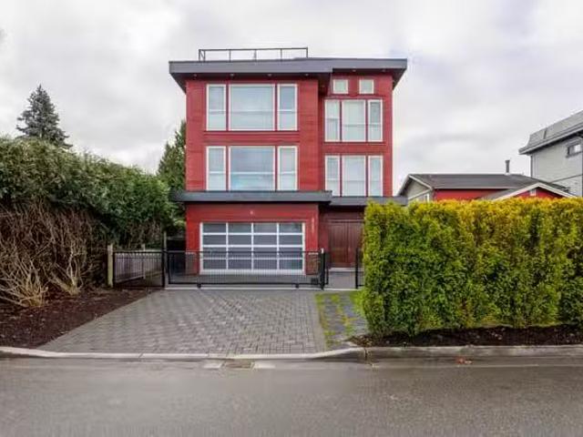House for sale in Richmond, Richmond, 8280 Colonial Road, 2631.