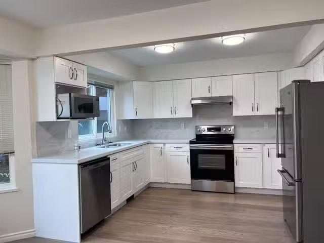House for sale in Richmond, Richmond, 8580 Dakota Place, 26314.
