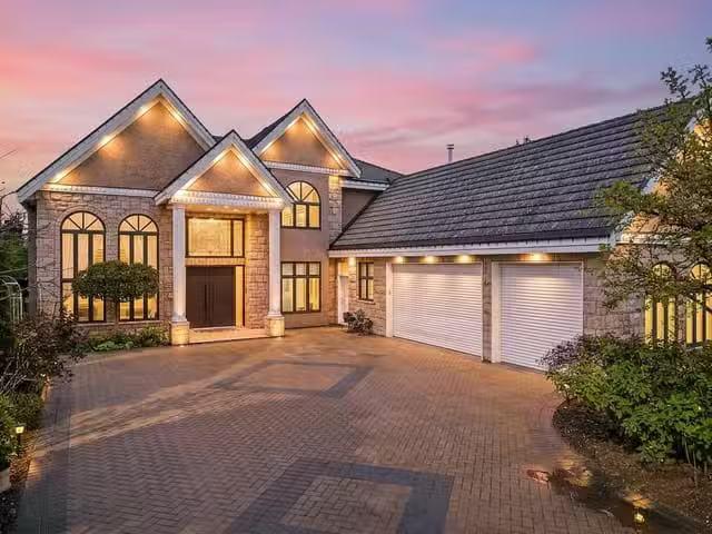 House for sale in Richmond, Richmond, 8651 Pigott Road, 263130.