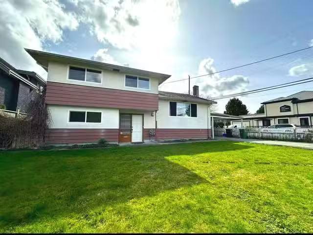 House for sale in Richmond, Richmond, 9511 Pinewell Crescent.