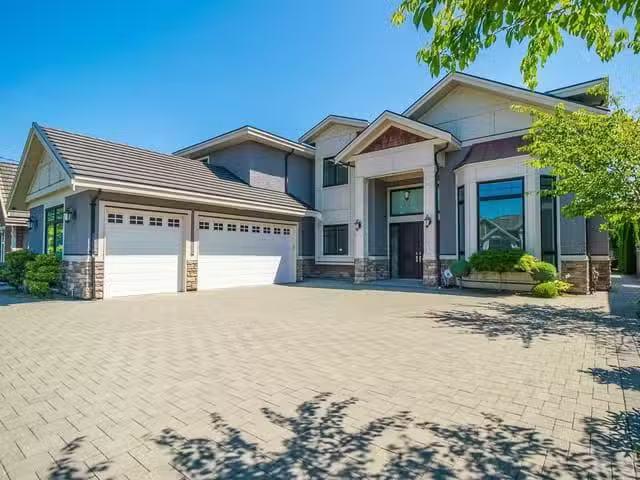House for sale in Richmond, Richmond, 9820 Gilhurst Crescent.