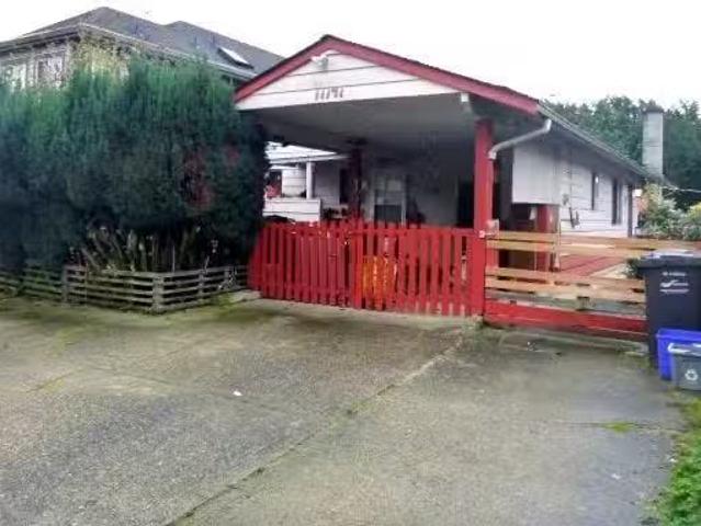 House for sale in Richmond, Richmond, 11171 Steveston Highway.