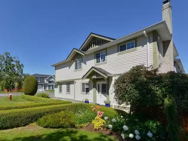House for sale in Richmond, Richmond, 11200 7th Avenue, 263152.
