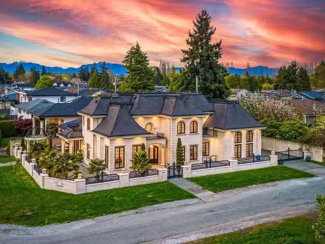 House for sale in Richmond, Richmond, 11699 Seaton Road, 26313.