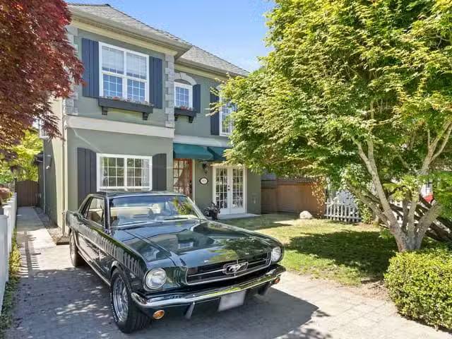 House for sale in Richmond, Richmond, 11871 Dunford Road, 2631.