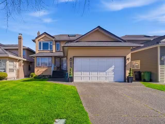 House for sale in Richmond, Richmond, 12268 Imperial Drive, 26.