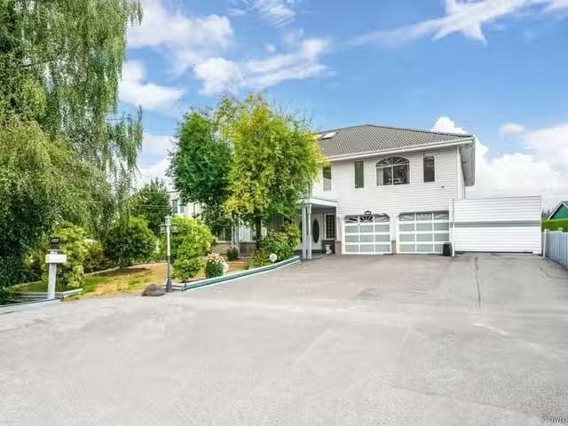 House for sale in Richmond, Richmond, 12540 Westminster Highwa.