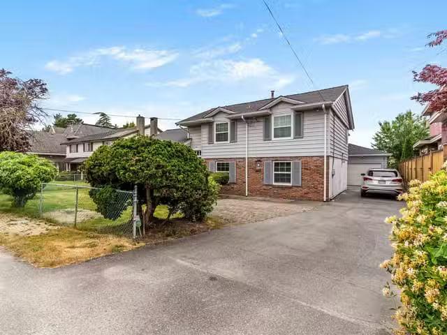 House for sale in Richmond, Richmond, 3591 Francis Road, 26315.