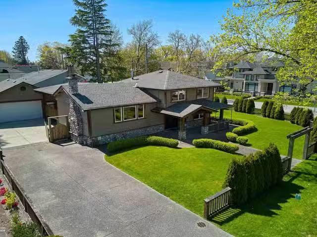 House for sale in Richmond, Richmond, 3600 Raymond Avenue, 263.