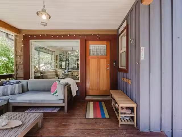 House for sale in Roberts Creek, Sunshine Coast, 15 1131 Emery.
