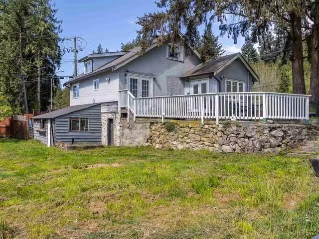 House for sale in Roberts Creek, Sunshine Coast, 1010 Joe Road.
