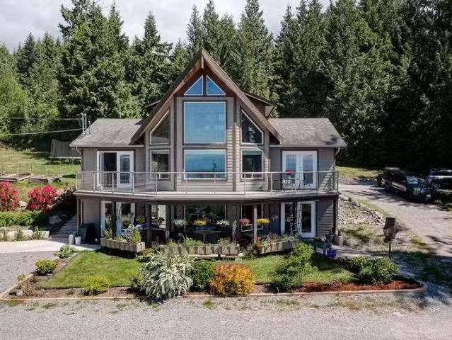 House for sale in Roberts Creek, Sunshine Coast, 2284 Pixton R.