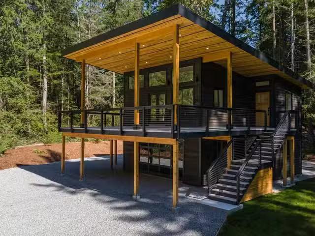 House for sale in Roberts Creek, Sunshine Coast, 3465 Steller.