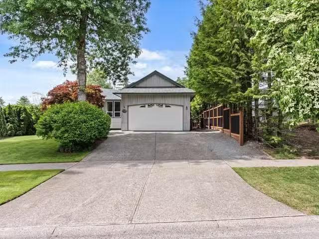 House for sale in Rosedale, East Chilliwack, 10303 Royalwood B.