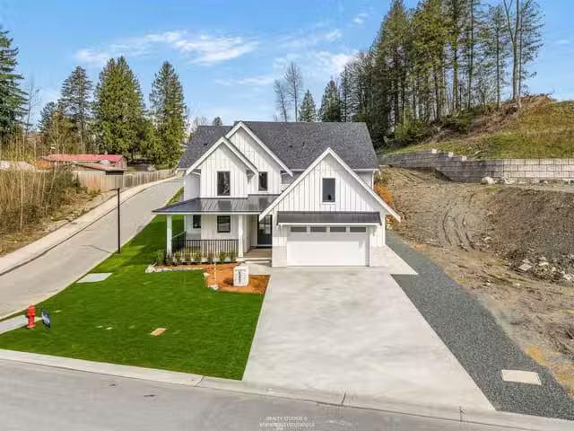 House for sale in Rosedale, East Chilliwack, 52847 Bunker Road.