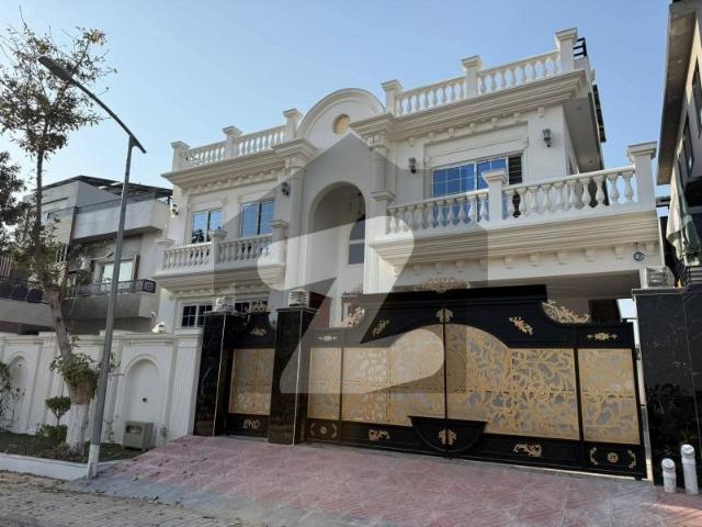 House For Sale In Rs. 90000 Top City 1 Block B