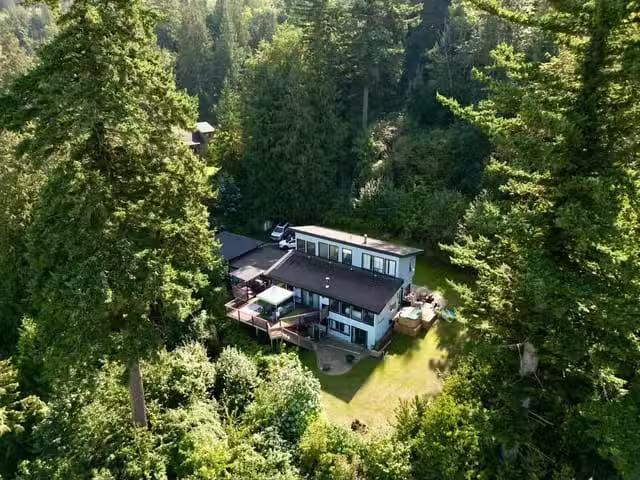 House for sale in Ryder Lake, Chilliwack, 47750 Elk View Road.
