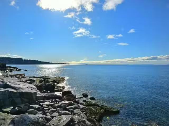 House for sale in Sechelt, Sunshine Coast, 5907 Sunshine Coast.