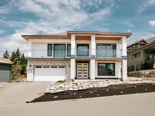House for sale in Sechelt, Sunshine Coast, 5964 Barnacle Stree.