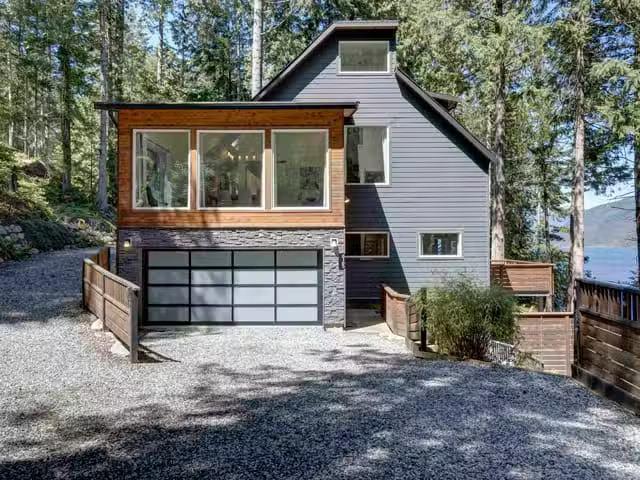 House for sale in Sechelt, Sunshine Coast, 6165 Coracle Drive.