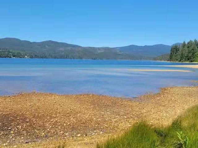 House for sale in Sechelt, Sunshine Coast, 6283 Sechelt Inlet.