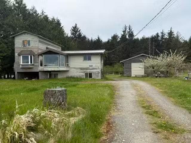 House for sale in Skidegate/Sandspit, Prince Rupert, 474 Coppe.