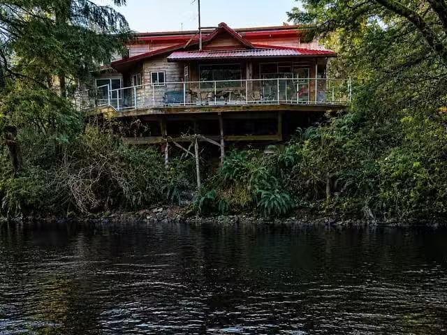 House for sale in Skidegate/Sandspit, Prince Rupert, 593 Beach.