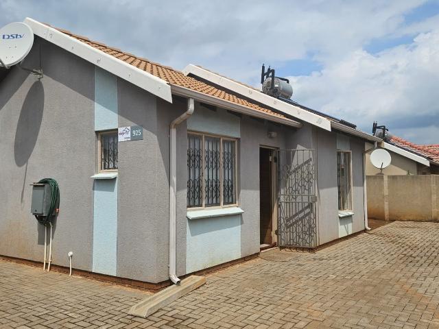 House For Sale in Sky City, Alberton