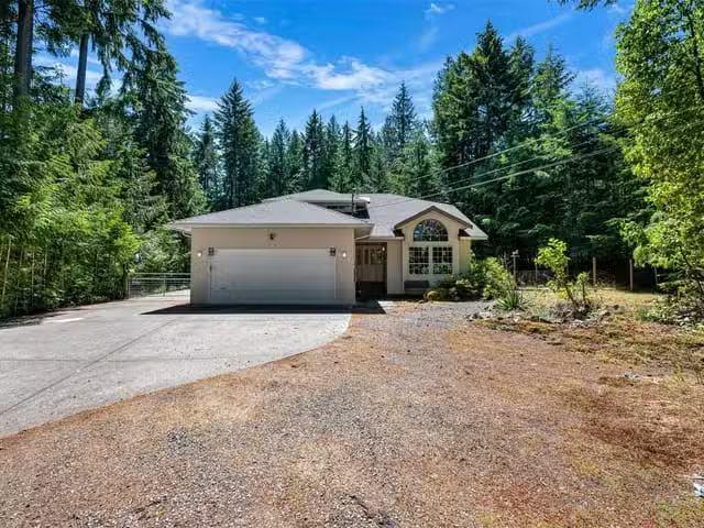 House for sale in Shawnigan Lake, 1628 Jersey Rd, 1039548