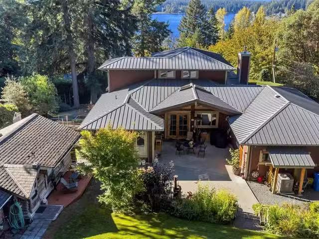 House for sale in Shawnigan Lake, 1870 Munsie Rd, 1039134