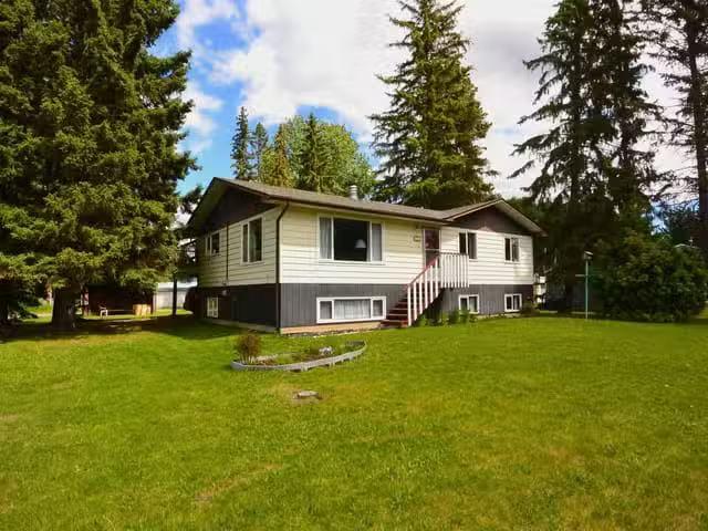 House for sale in Smithers, Smithers And Area, 3592 Fourth Ave.