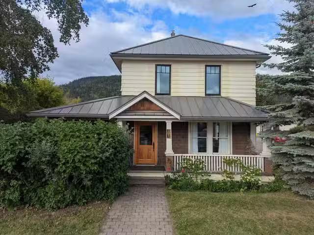 House for sale in Smithers, Smithers And Area, 3891 Broadway A.
