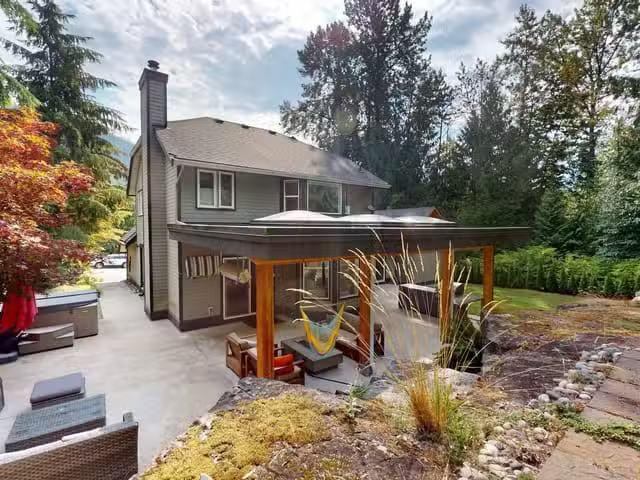 House for sale in Squamish, Squamish, 40735 Thunderbird Ridge.