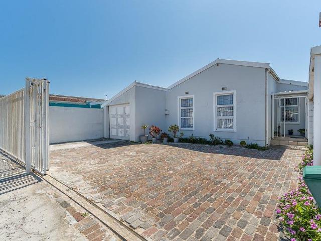 House For Sale in Strandfontein, Mitchells Plain