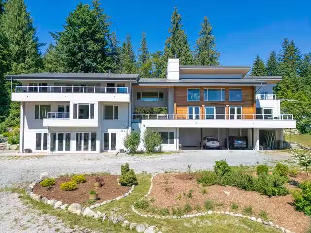 House for sale in Sunshine Valley, Sunshine Coast, 714 Sulliva.