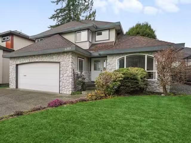 House for sale in Surrey, Cloverdale, 6203 190 Street, 263150184