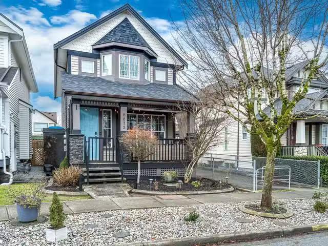 House for sale in Surrey, Cloverdale, 6675 184a Street, 263154.
