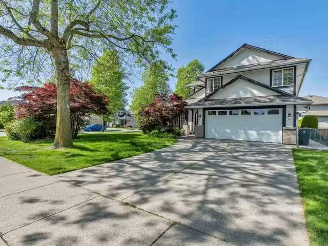 House for sale in Surrey, Cloverdale, 18811 65 Avenue, 263142340