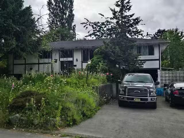 House for sale in Surrey, North Surrey, 15064 Peabird Place, 2.