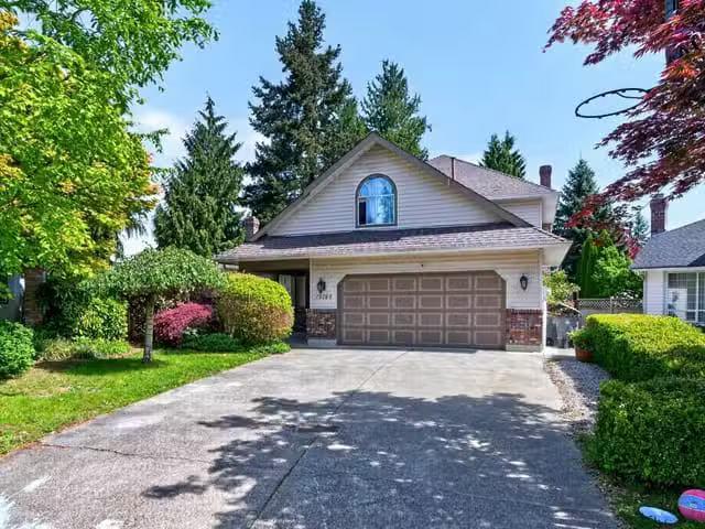 House for sale in Surrey, North Surrey, 15789 98a Avenue, 2631.