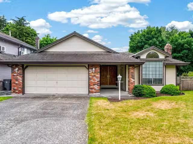 House for sale in Surrey, North Surrey, 10467 Glenbrook Grove.
