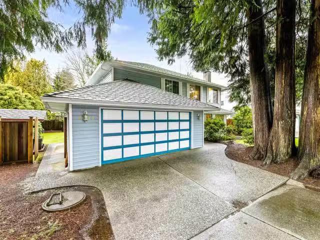House for sale in Surrey, North Surrey, 11077 154 Street, 2631.